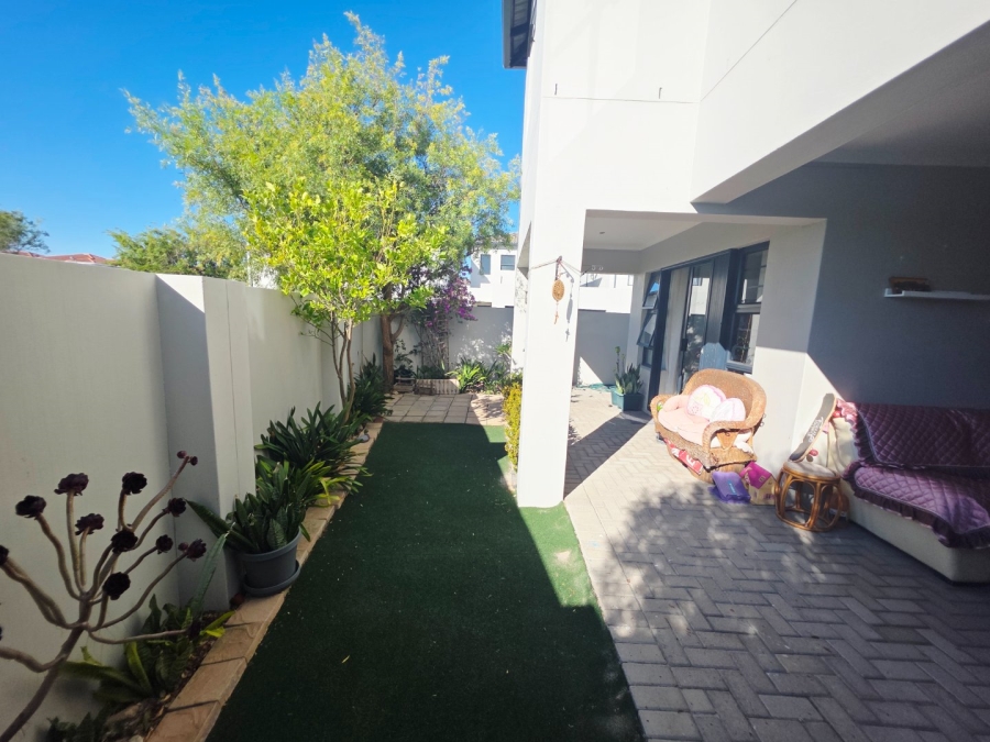 3 Bedroom Property for Sale in Parklands North Western Cape